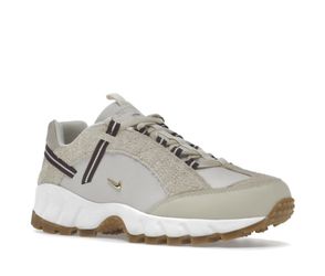 Nike Air Humara LX Jacquemus