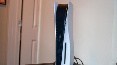 Ps5+2tb ssd with 2 disc games a remote an wires