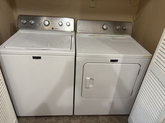 Maytag Centennial Washer & Gas Dryer Set