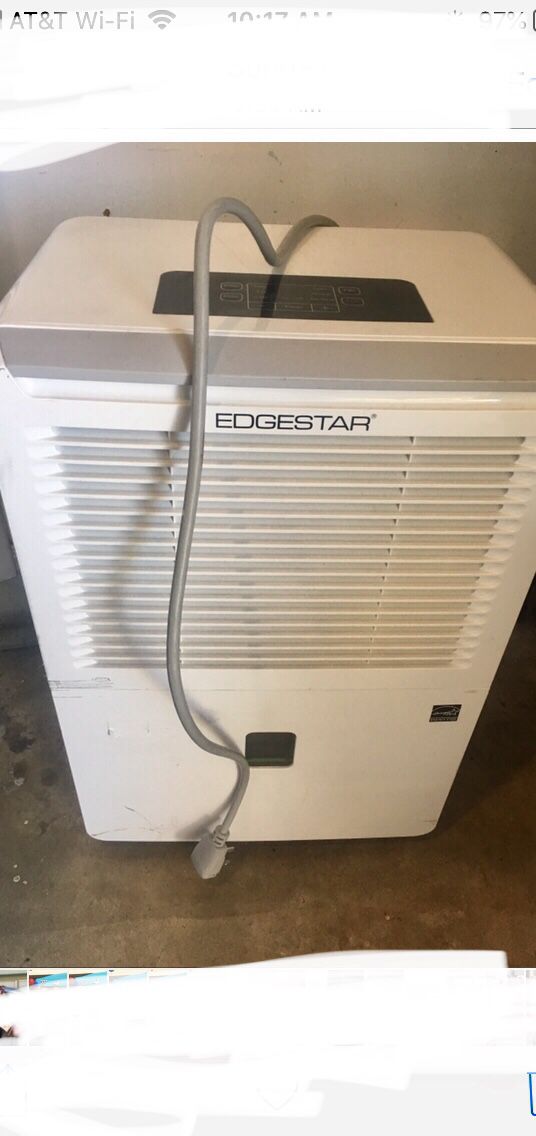 edgestar dehumidifier dep501ew 50 pints/day very good condition, operates perfectly, Price is firm.