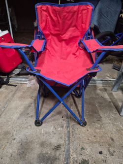 Kids chair with shade