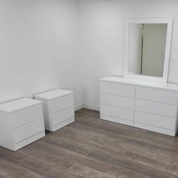 WHITE DRESSER WHIT MIRROR AND TWO NIGHTSTANDS - CÓMODA CON ESPEJO Y DOS MESITAS DE NOCHE COLOR BLANCO 