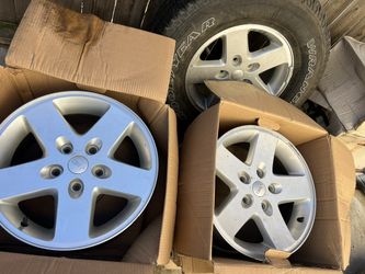 Brand New Stock Rims Off Jeep Rim Size 17