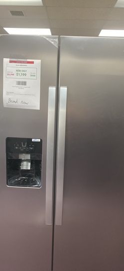 Whirlpool 24.6 cu. ft. Side by side Refrigerator in fingerprint Resistant Stainless -1 year warranty