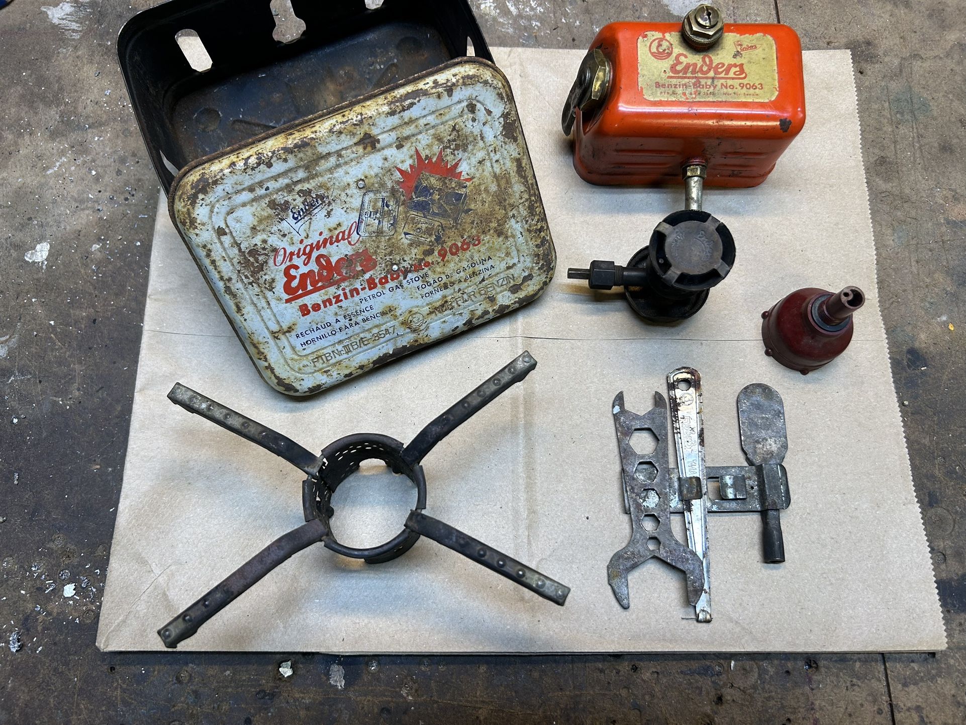 Vintage Enders 9063 Portable Gas Stove Vintage