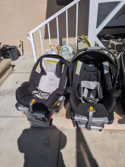 Chicco KeyFit 30 Infant Car Seats – Set of 2