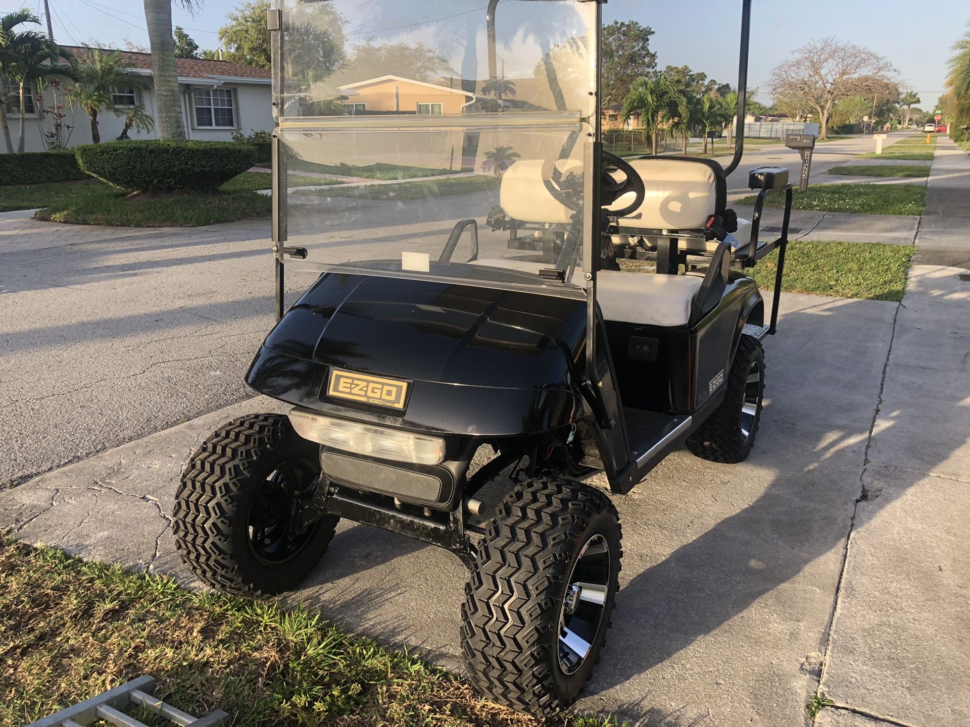 Golf cart Ezgo 2011