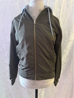Women’s jacket size small