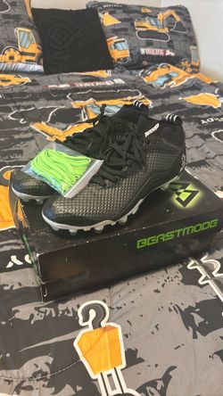 Beastmode B.T.A. Elite Men’s Football Cleats/Black/White/Green/Size 11