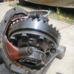 FORD 8 INCH REAR 4.11 GEARS, 9 INCH POSI