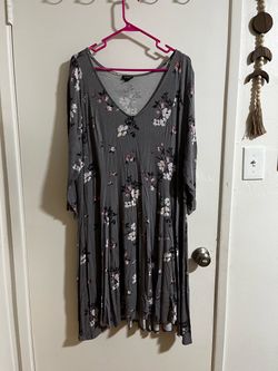 3X Torrid Grey Floral Long Sleeve Dress