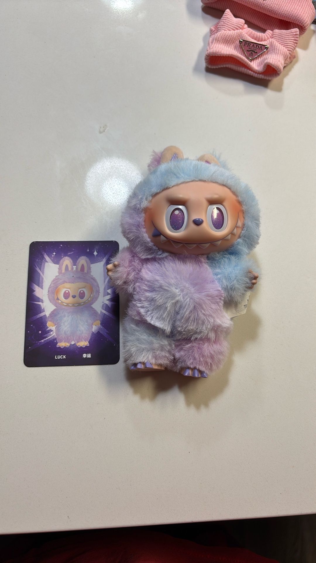 Big Into Energy Luck Labubu