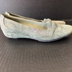 Women’s Clark’s Artisan Collection Green Suede  Slip On Shoes