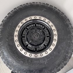 35” Tires + Black Rhino Wheels + Leveling Kit – Complete Setup