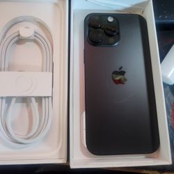 IPhone 16 Black Titanum 