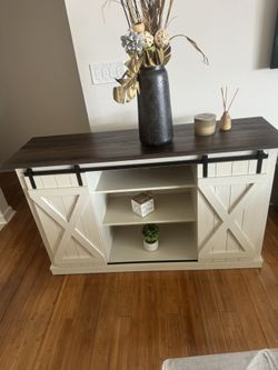 T.v Stand/ Console