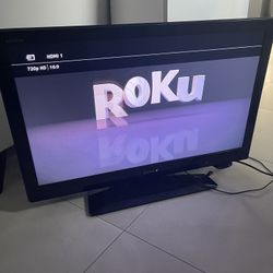 Sony KDL-32BX330 32" LCD HDTV With 2 Remotes. Roku. In Jupiter 