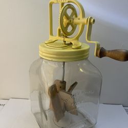 Antique Dazey Butter Churn Made In USA 6 Quart Wood Blades. 