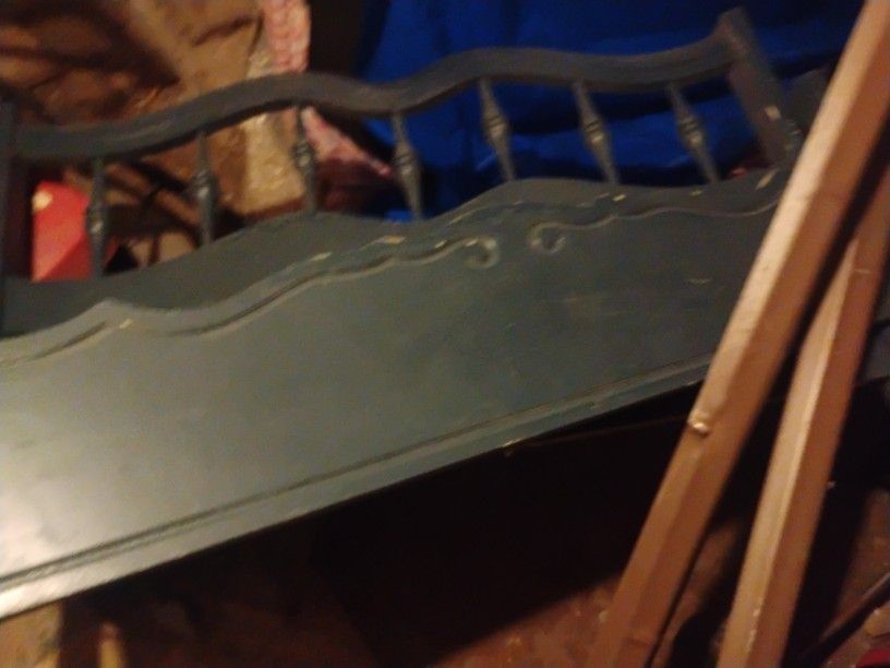 Half Bed With Footboard ,Headboard.And Rails