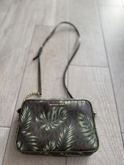 Michael Kors Leather White Green Palm Monstera Leaf Jet Set Crossbody Bag Purse 