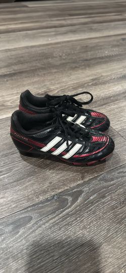 Adidas boys cleats size 11