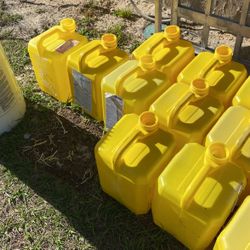 Chlorine Jugs (7) 