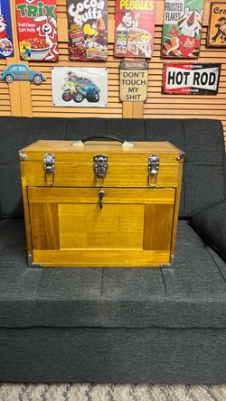 Wooden Machinist Tool Box with Lock