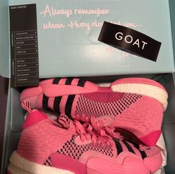 Basketball shoes