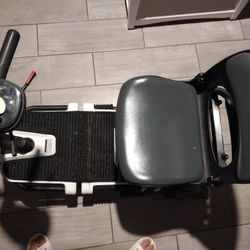 Wheel Chair GO-GO FOLDING MOBILITY SCOOTER  $600