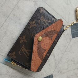 Louis Vuitton Women's Wallet W/ Keychain