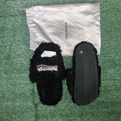 Balenciaga slippers