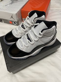 FS: AIR JORDAN XI “CONCORD” (SIZE 5.5Y)