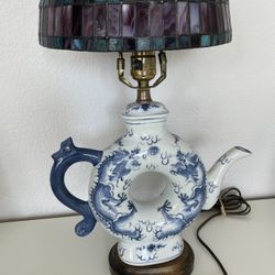 Chinese Porcelain Lamp