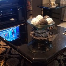 3 Piece Black Lacquer Tables- 2 End Tables And 1 Coffee Table Pickup In Yorktown