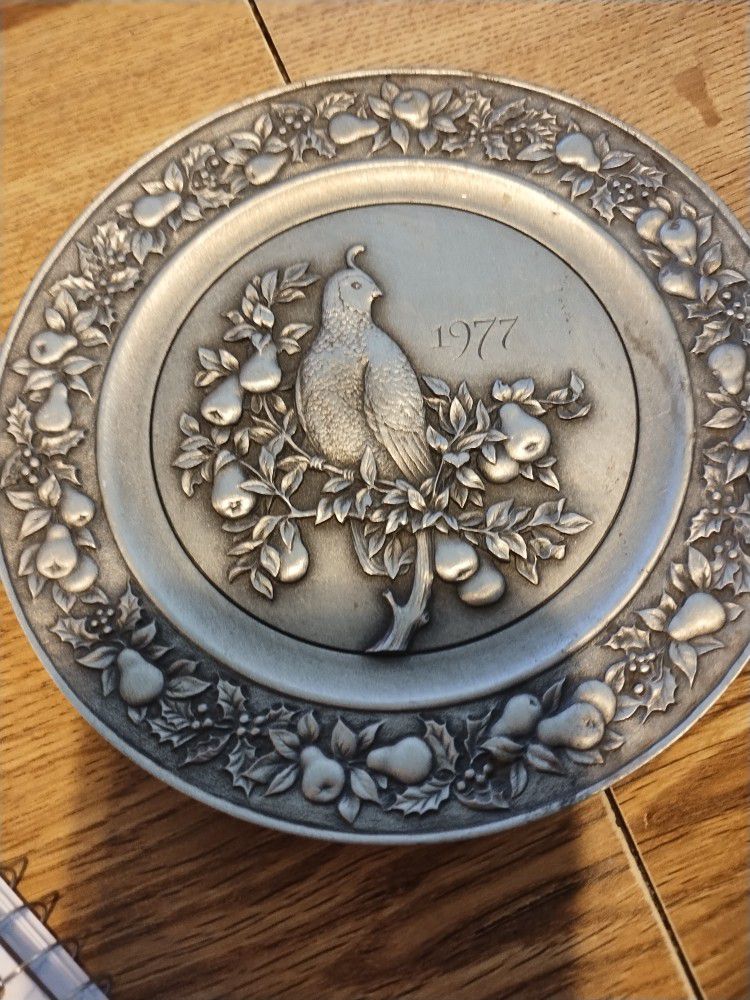 1977 Hallmark Little Gallery Pewter Partridge And A Pear Tree Collectible Christmas Plate