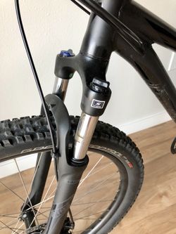 Specialized men's pitch sport 27.5 sale
