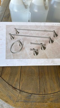 Bath Accessories 