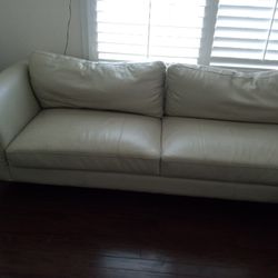 SECTIONAL SOFA