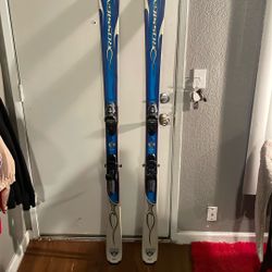 Skis