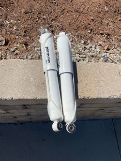 Jeep Wrangler TJ rear shocks