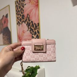 Juicy Couture Wallet 