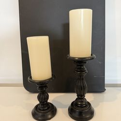 Pair Of Candle Holders W/candles