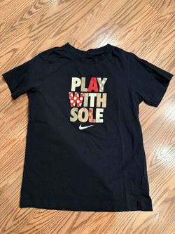 Nike Boys Shirt Size Medium
