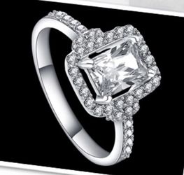 Silver plated ring size 7