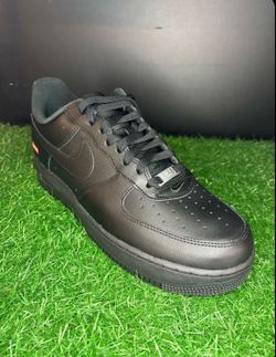 Nike Air Force 1 x Supreme Black