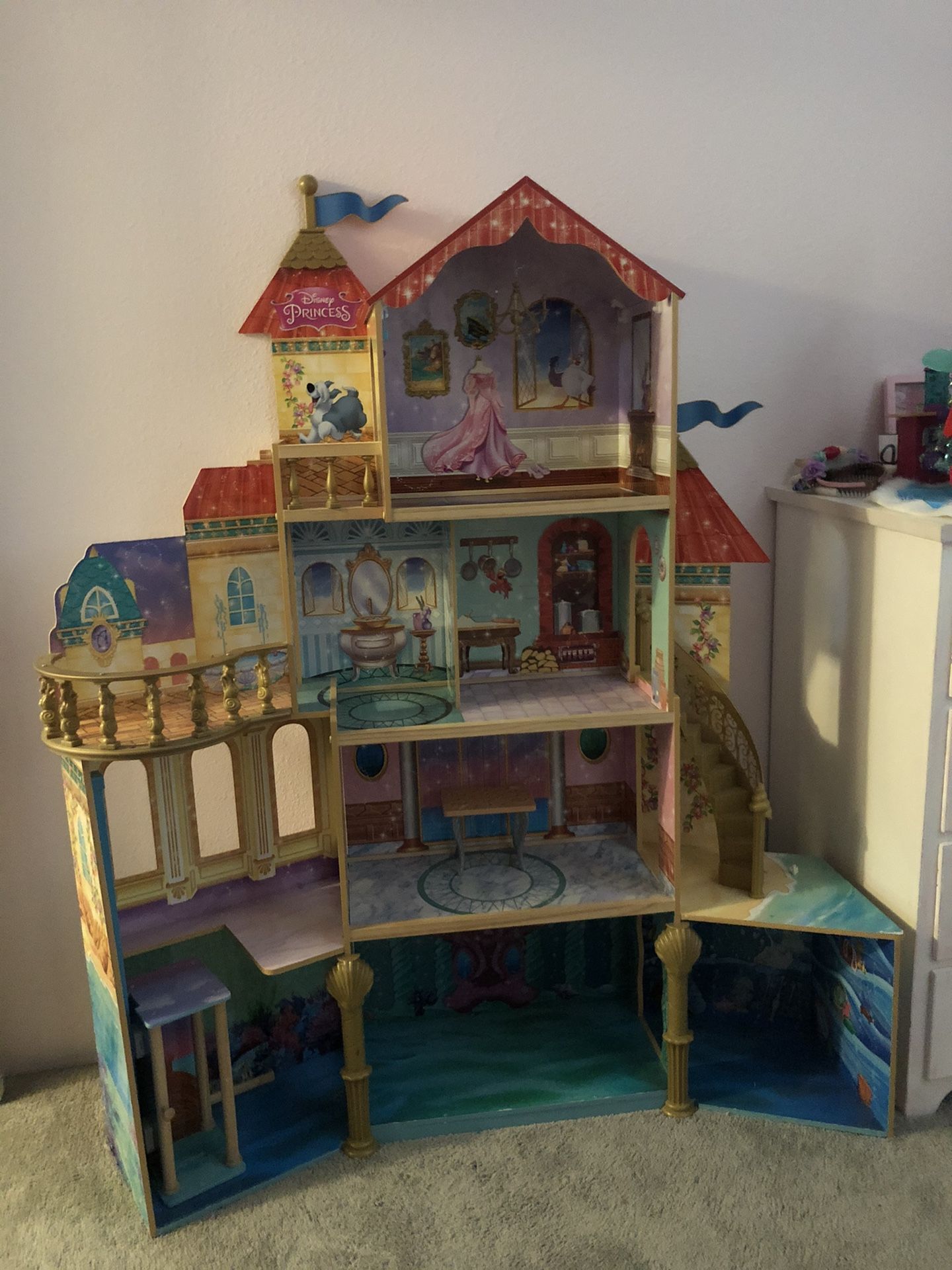 Costco little mermaid doll house for Sale in WA OfferUp