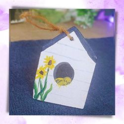 Sunflower Birdhouse | Wooden Tag | Decor | Home | Flowers | Handmade |