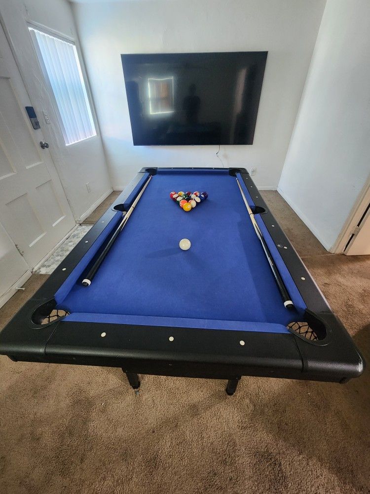 6ft Pool Table