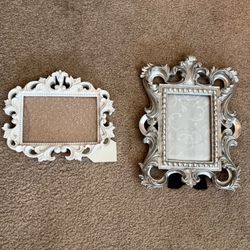 Picture frames (2)