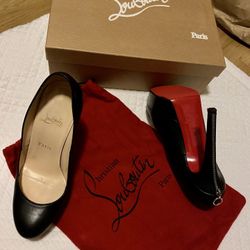 Christian Louboutin high heels zolland zipper size 7